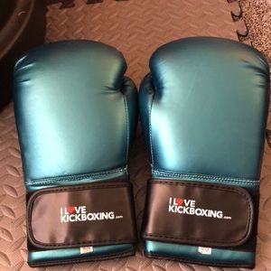 Teal 16oz ILKB boxing gloves